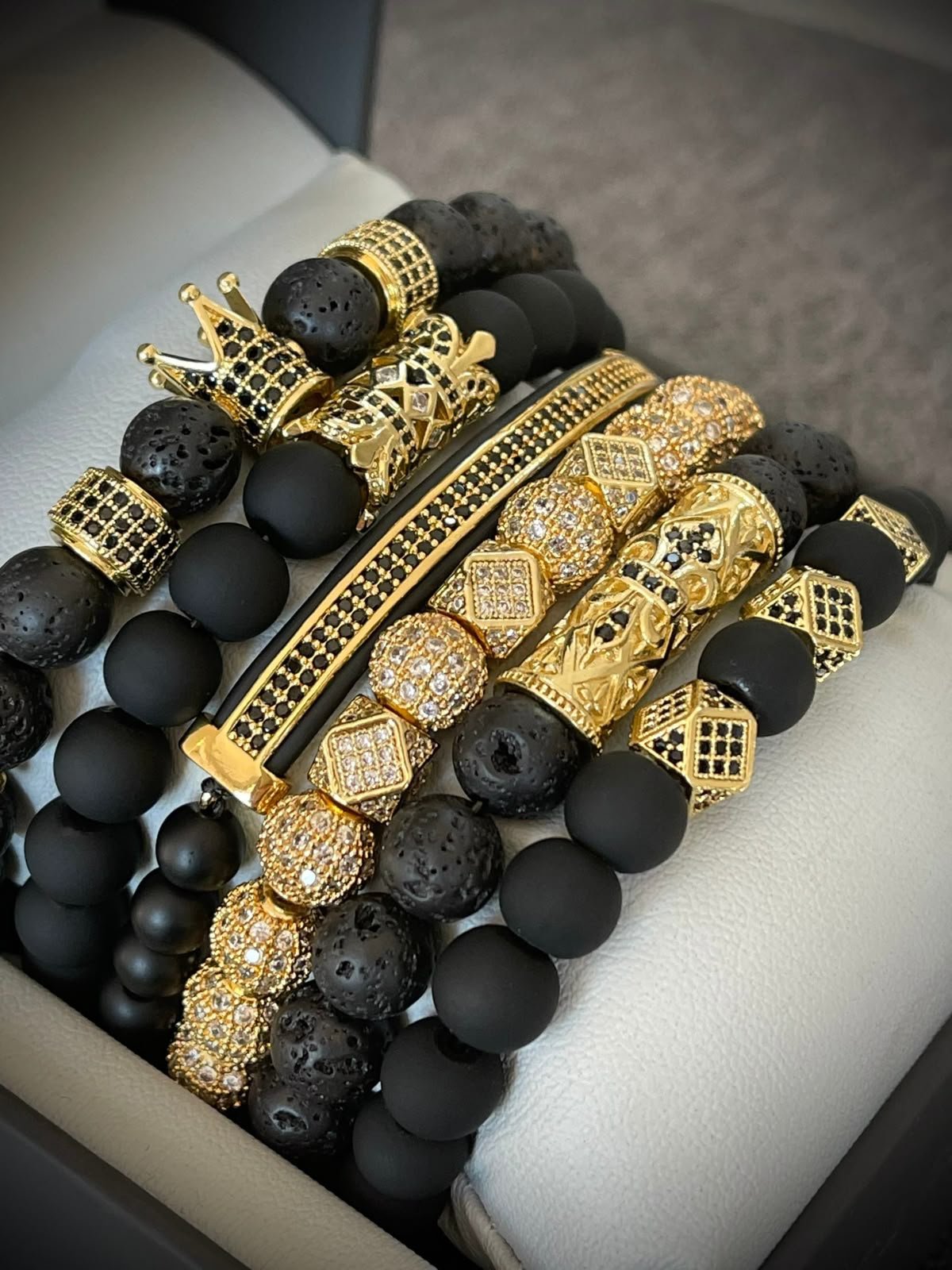 Bracelets and minimal accessories for men, stylish additions that enhance personality and complete a modern wardrobe